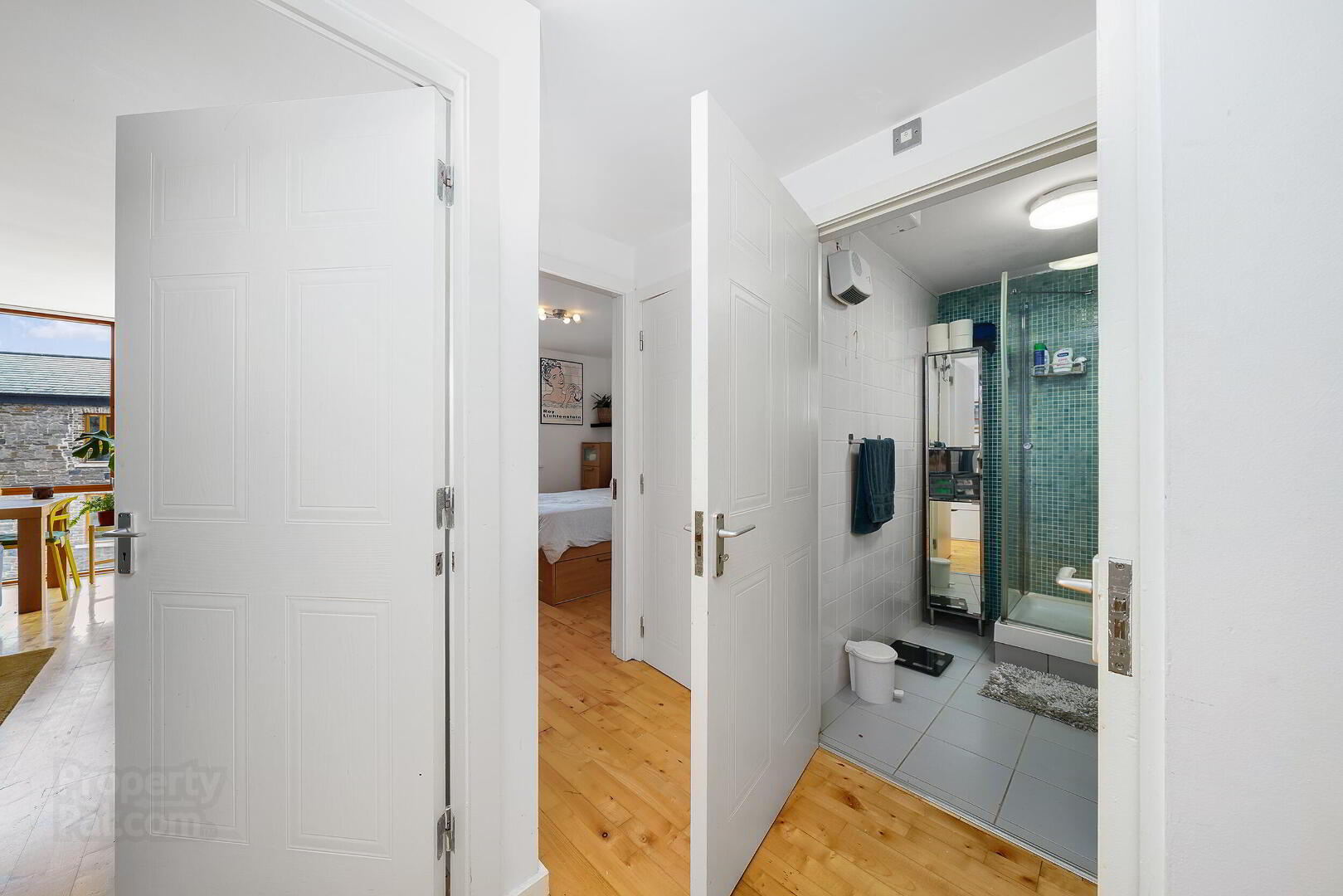 220 Neptune House 9 of 19