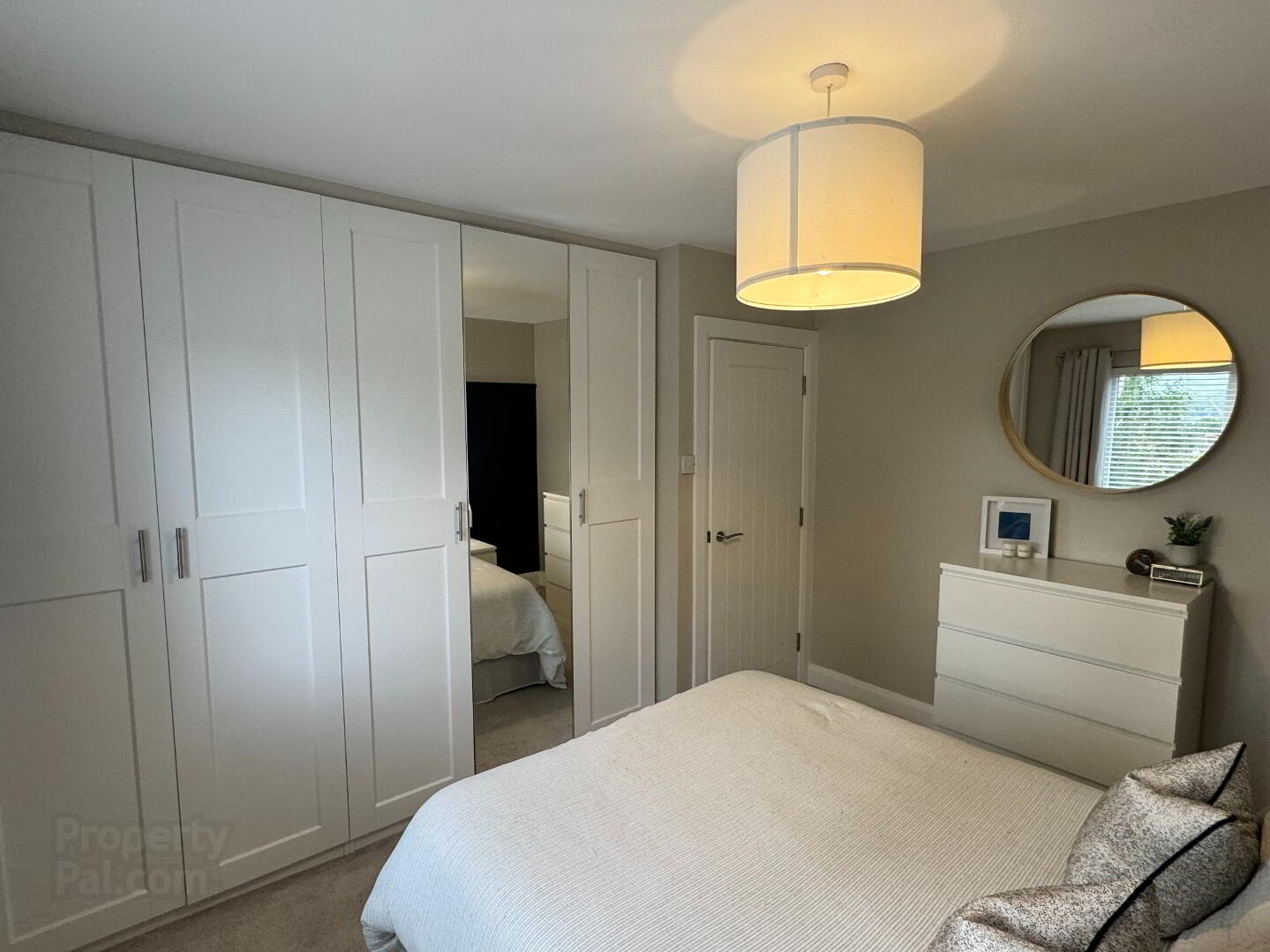 5 Lisieux Court 10 of 17