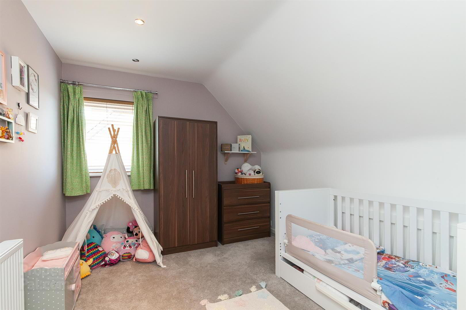 35 Hollybrook Avenue 17 of 24