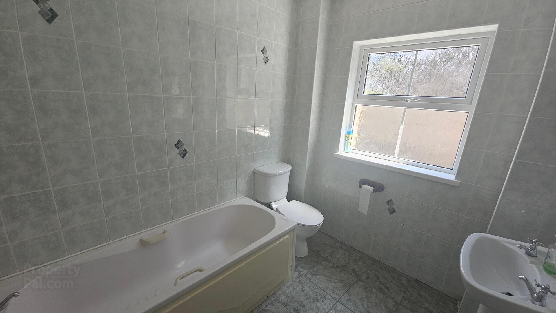 No. 2 Greenes Homes 14 of 15