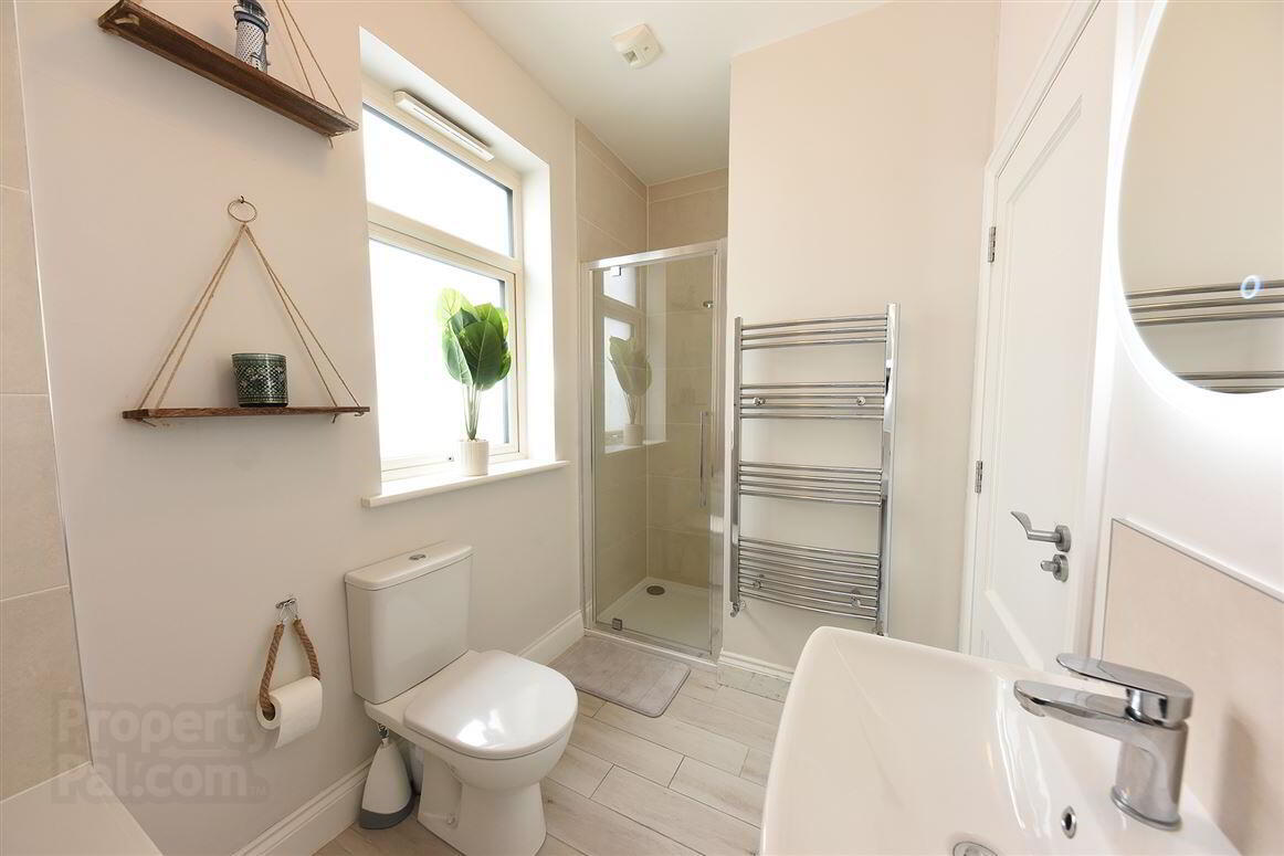 12 Ring Finnan Avenue 32 of 78