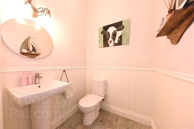 12 Ring Finnan Avenue 51 of 78