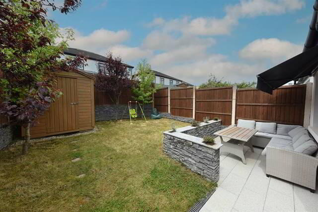 12 Ring Finnan Avenue 72 of 78