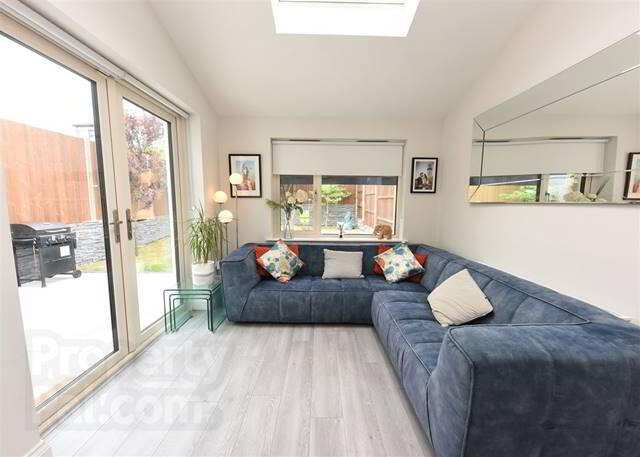 12 Ring Finnan Avenue 54 of 78