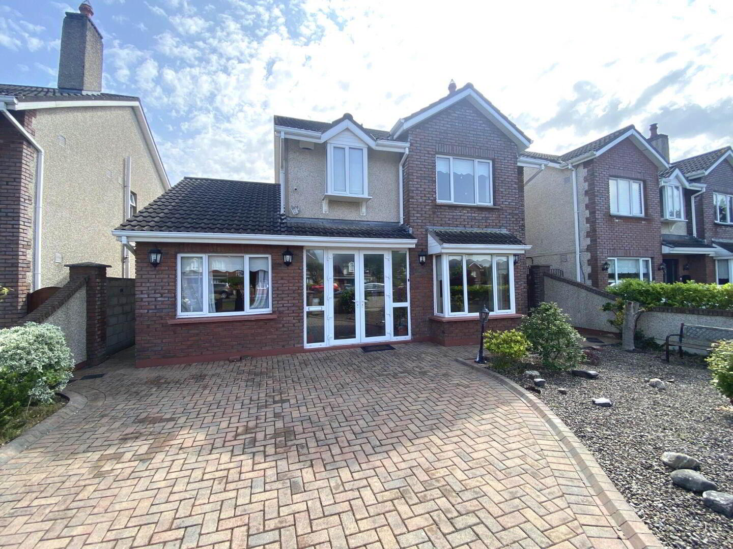 property description image