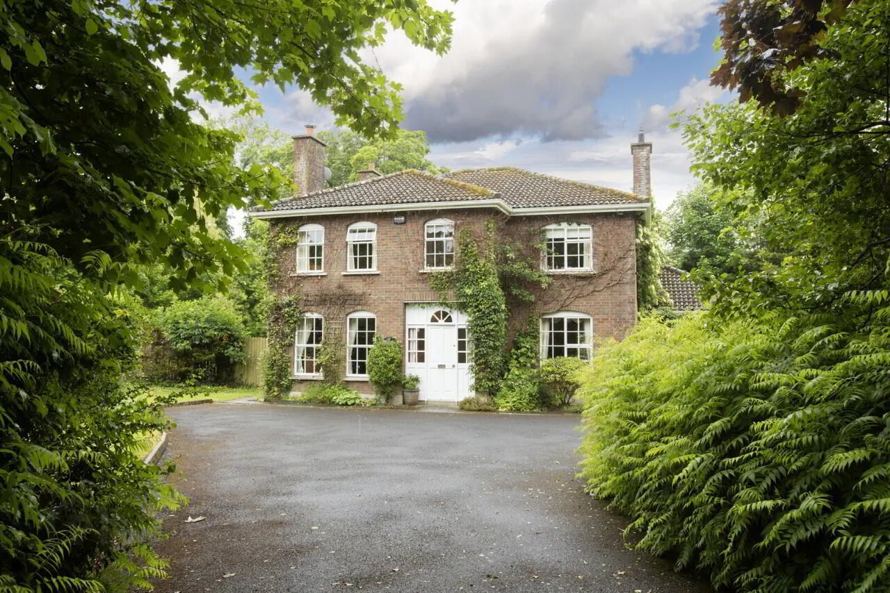 Marlinstown Lawns 1 of 68