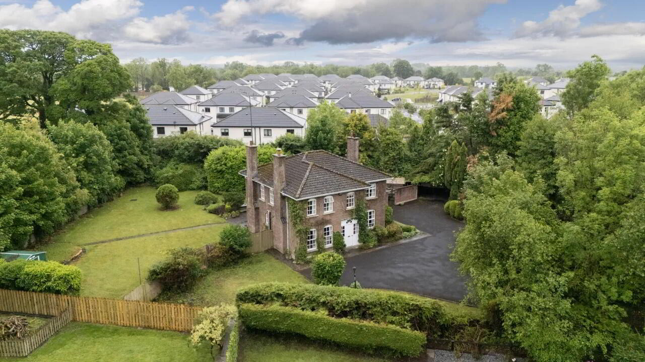 Marlinstown Lawns 2 of 68