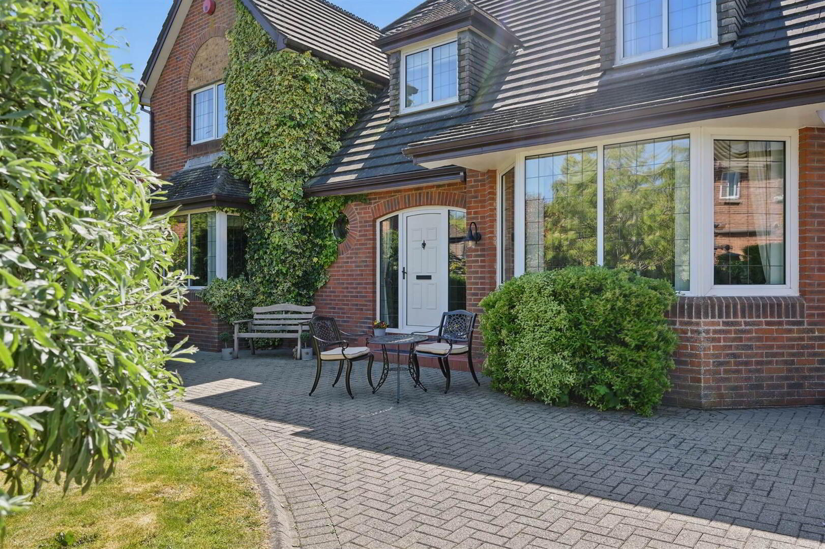 property description image