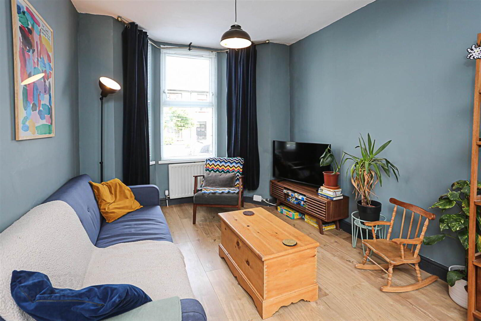 51 Railwayview Street 3 of 16