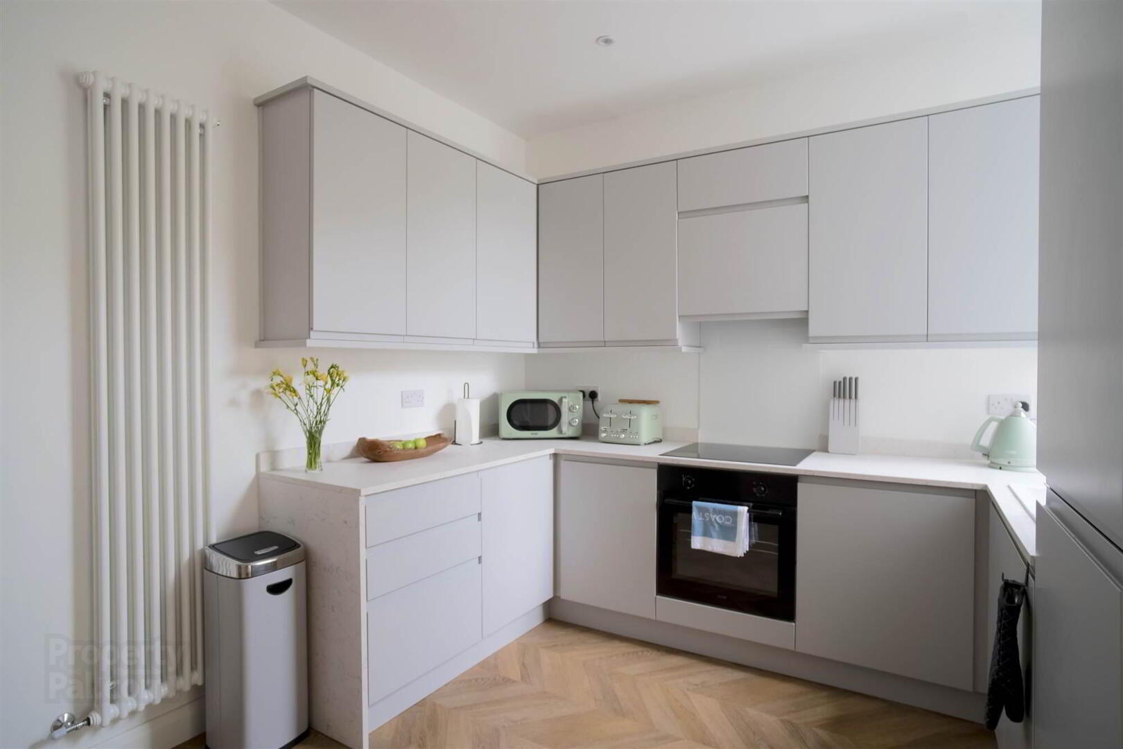 95 Downshire Road 8 of 24