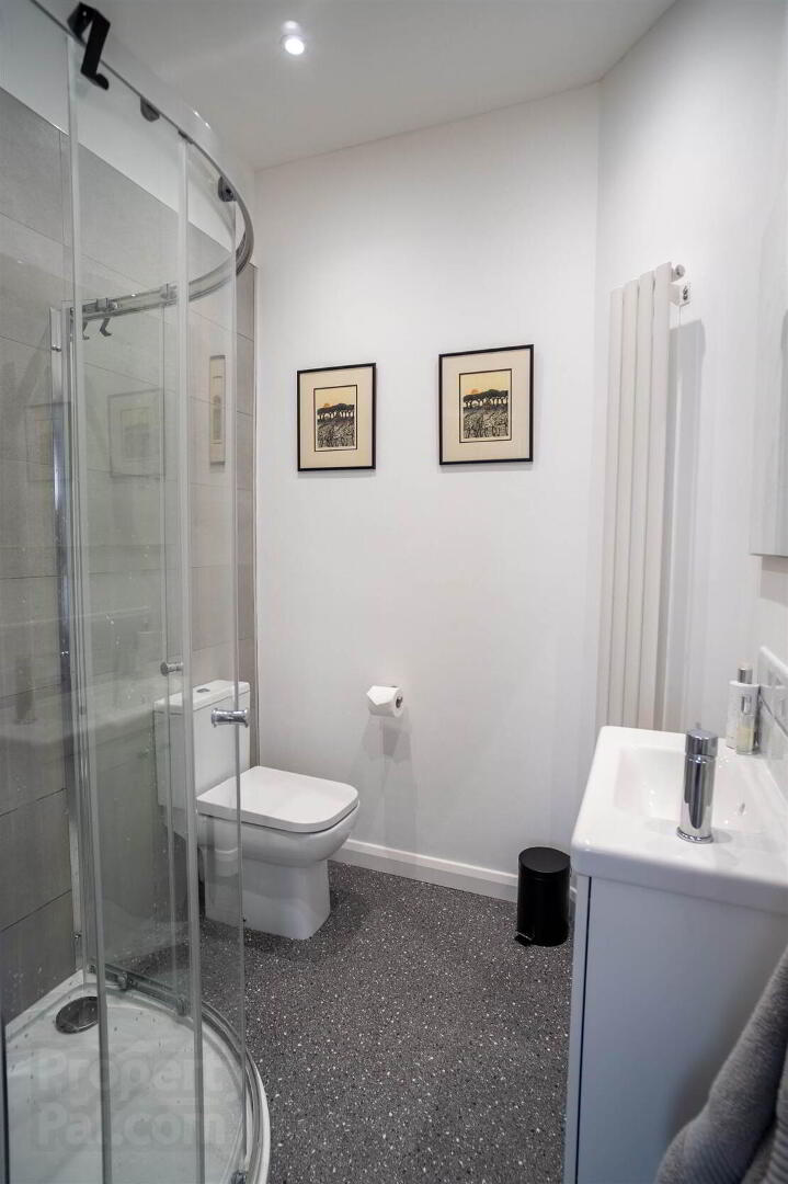 95 Downshire Road 15 of 24