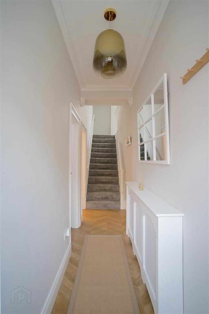 95 Downshire Road 3 of 25