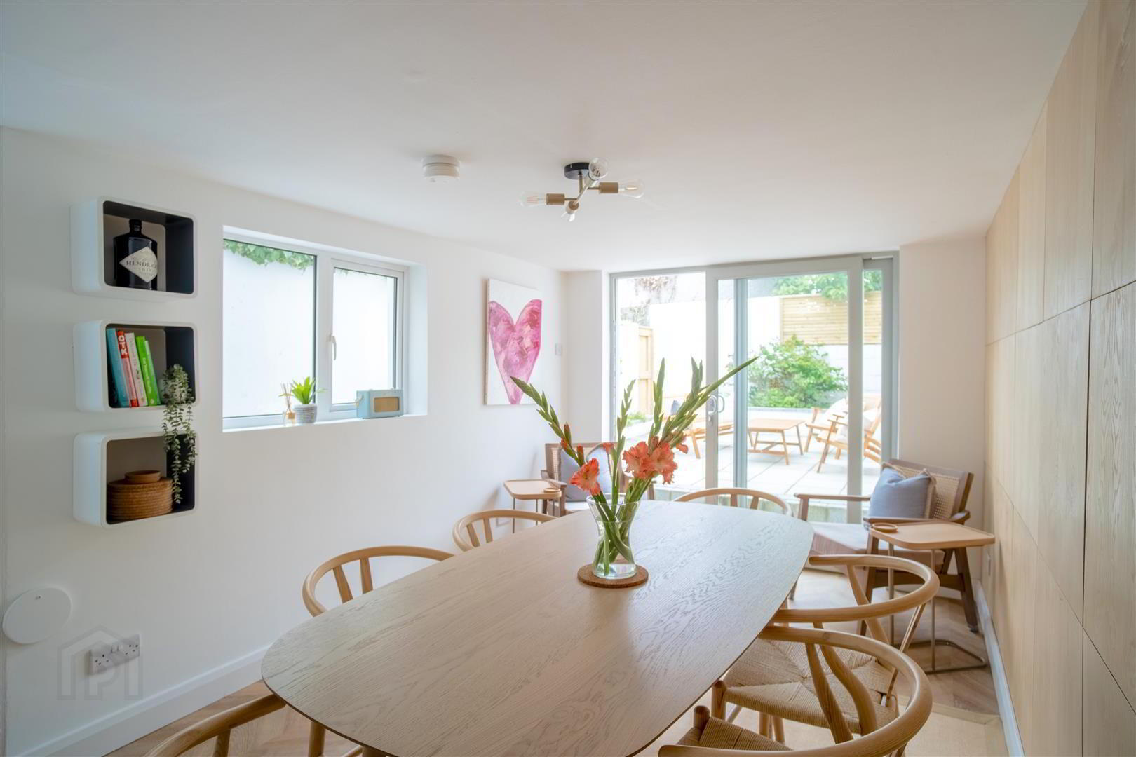 95 Downshire Road 10 of 25