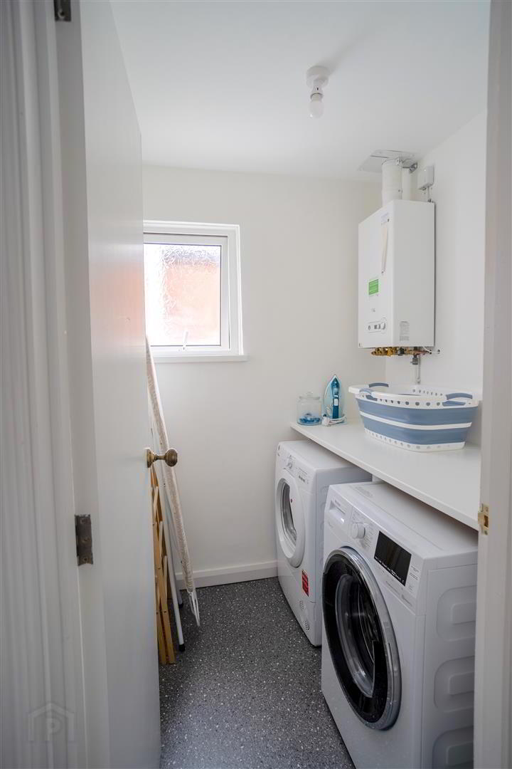 95 Downshire Road 11 of 25