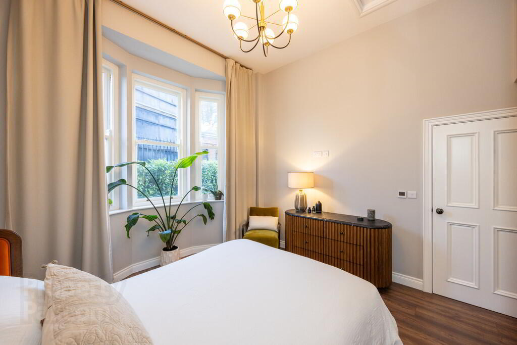 South Gate Lodge, 2 Lady Ishbel Boulevard 17 of 29