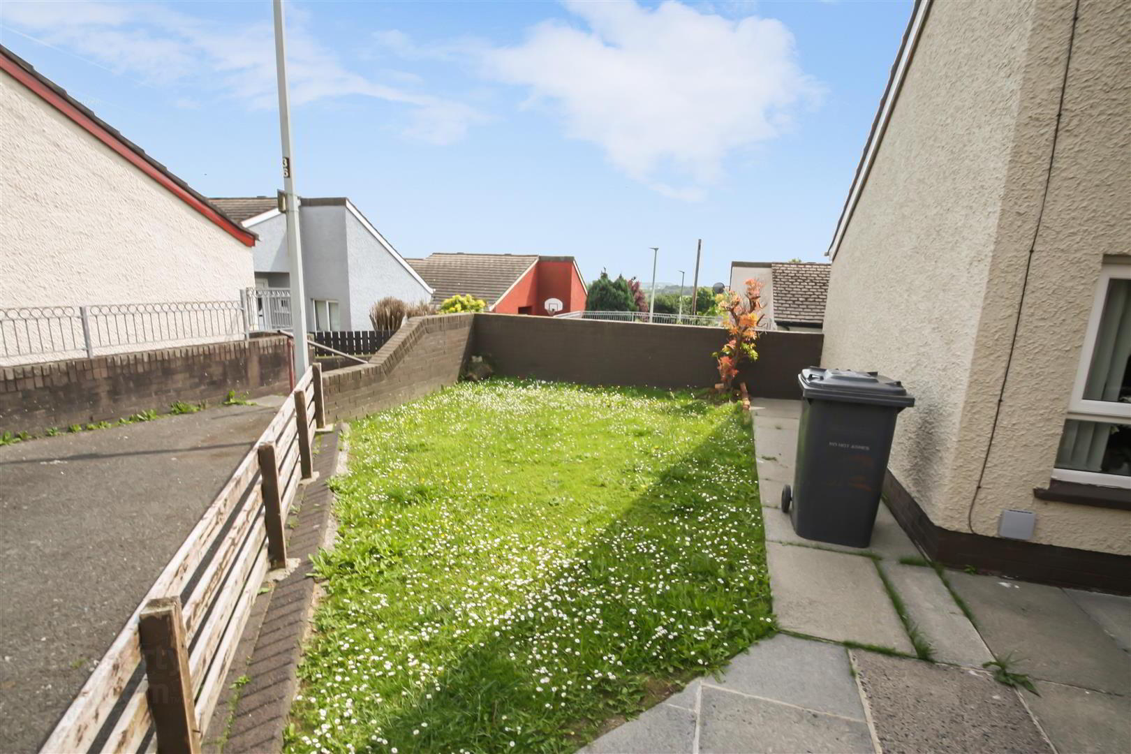 32 Lindisfarne Road 18 of 19
