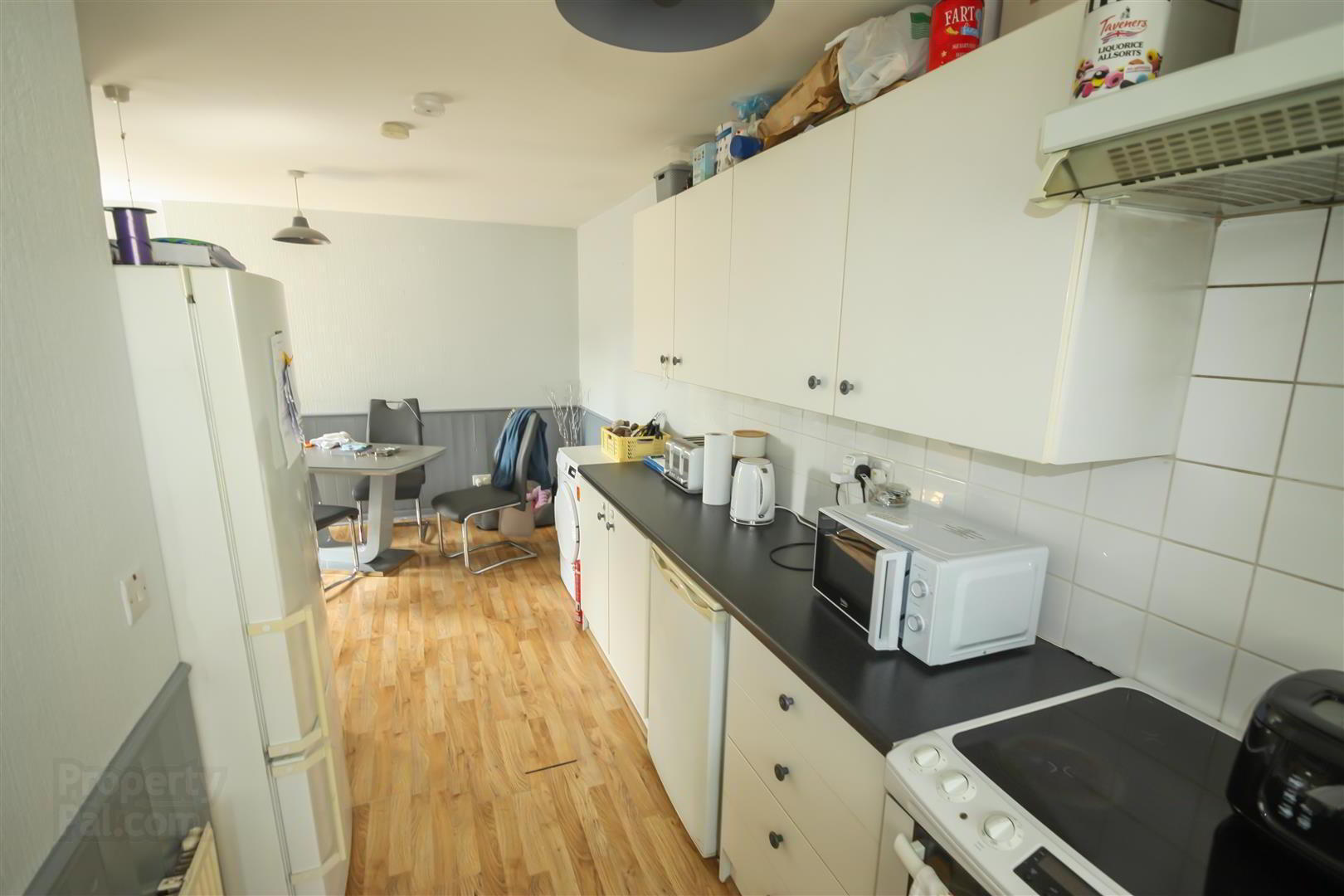32 Lindisfarne Road 7 of 19