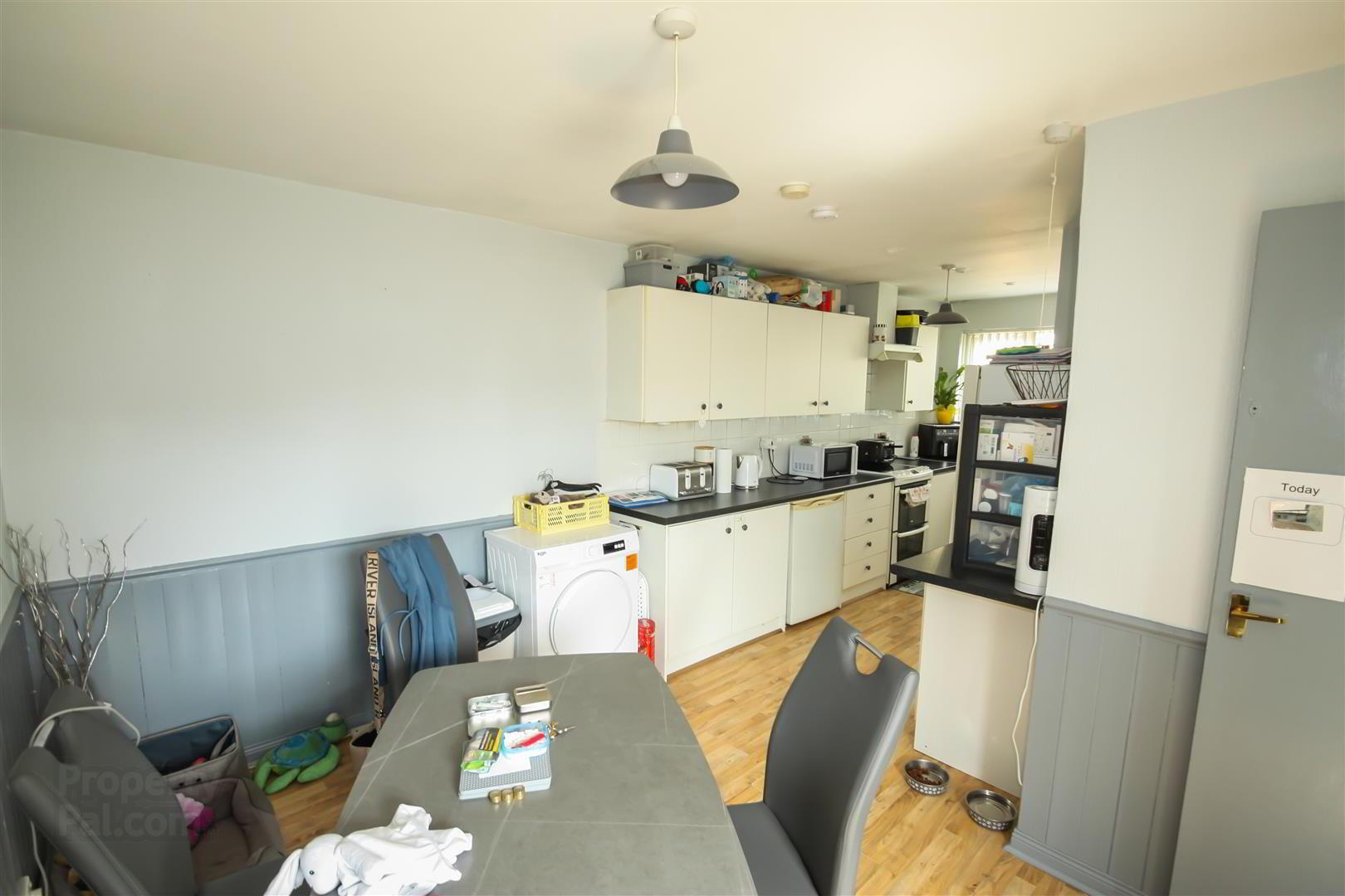 32 Lindisfarne Road 5 of 19