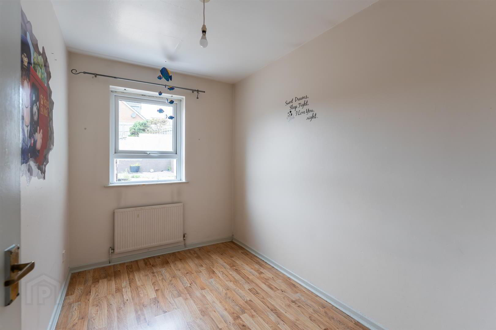 32 Lindisfarne Road 5 of 24