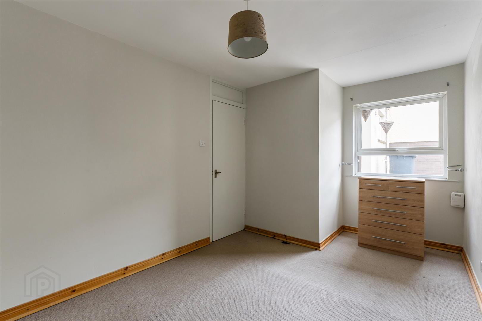 32 Lindisfarne Road 10 of 24