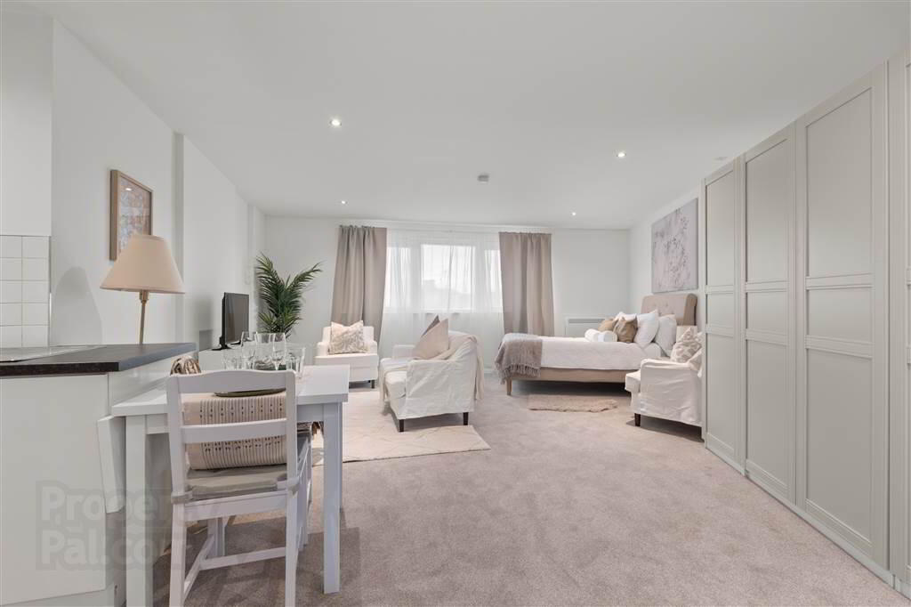 3.09 The Obel, 62 Donegall Quay 8 of 20