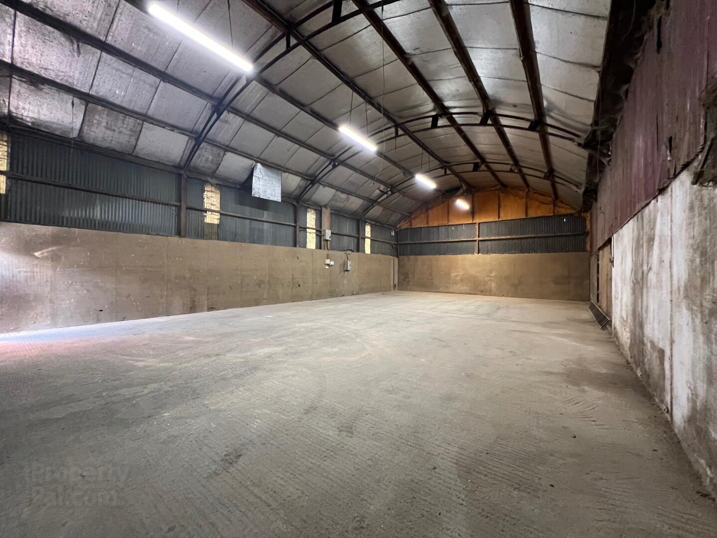 Unit 4 23 Ballymacombs Road 3 of 4