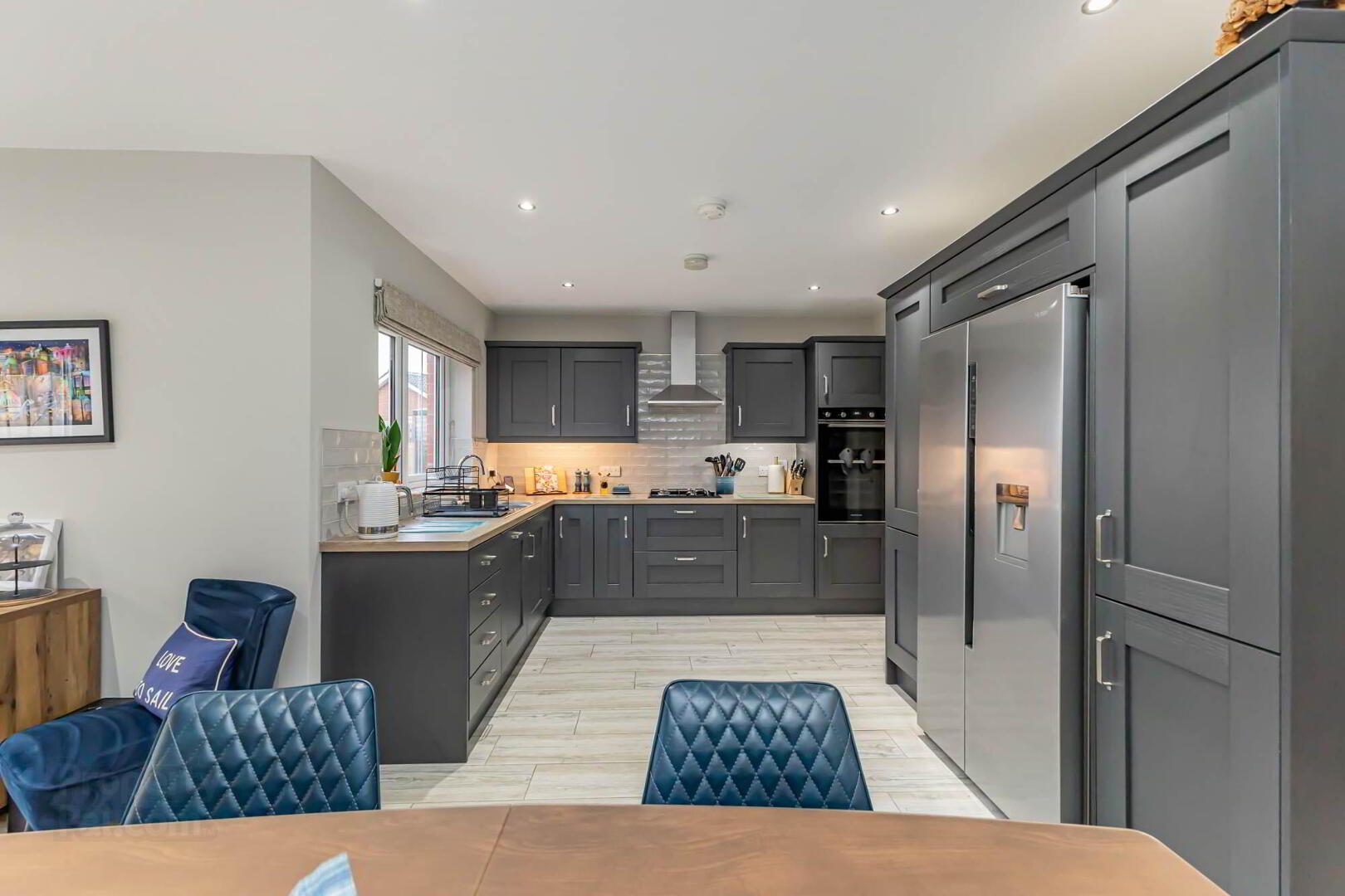 7 Aikins Hill 7 of 28