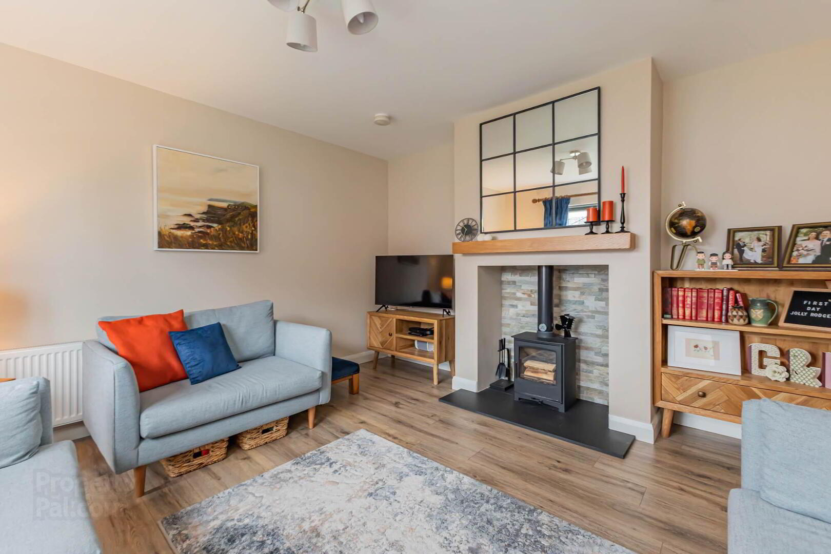 7 Aikins Hill 5 of 28
