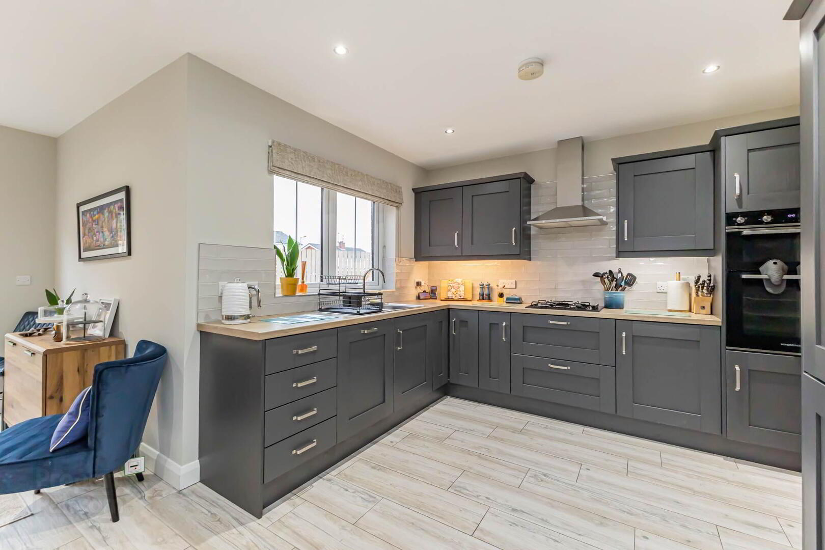 7 Aikins Hill 10 of 28