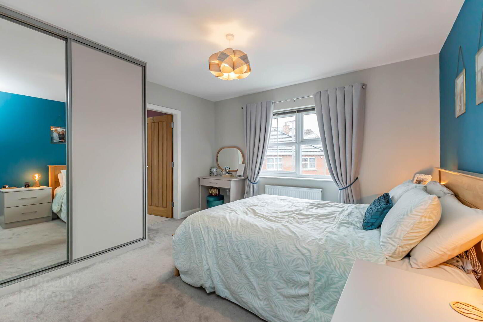 7 Aikins Hill 17 of 28