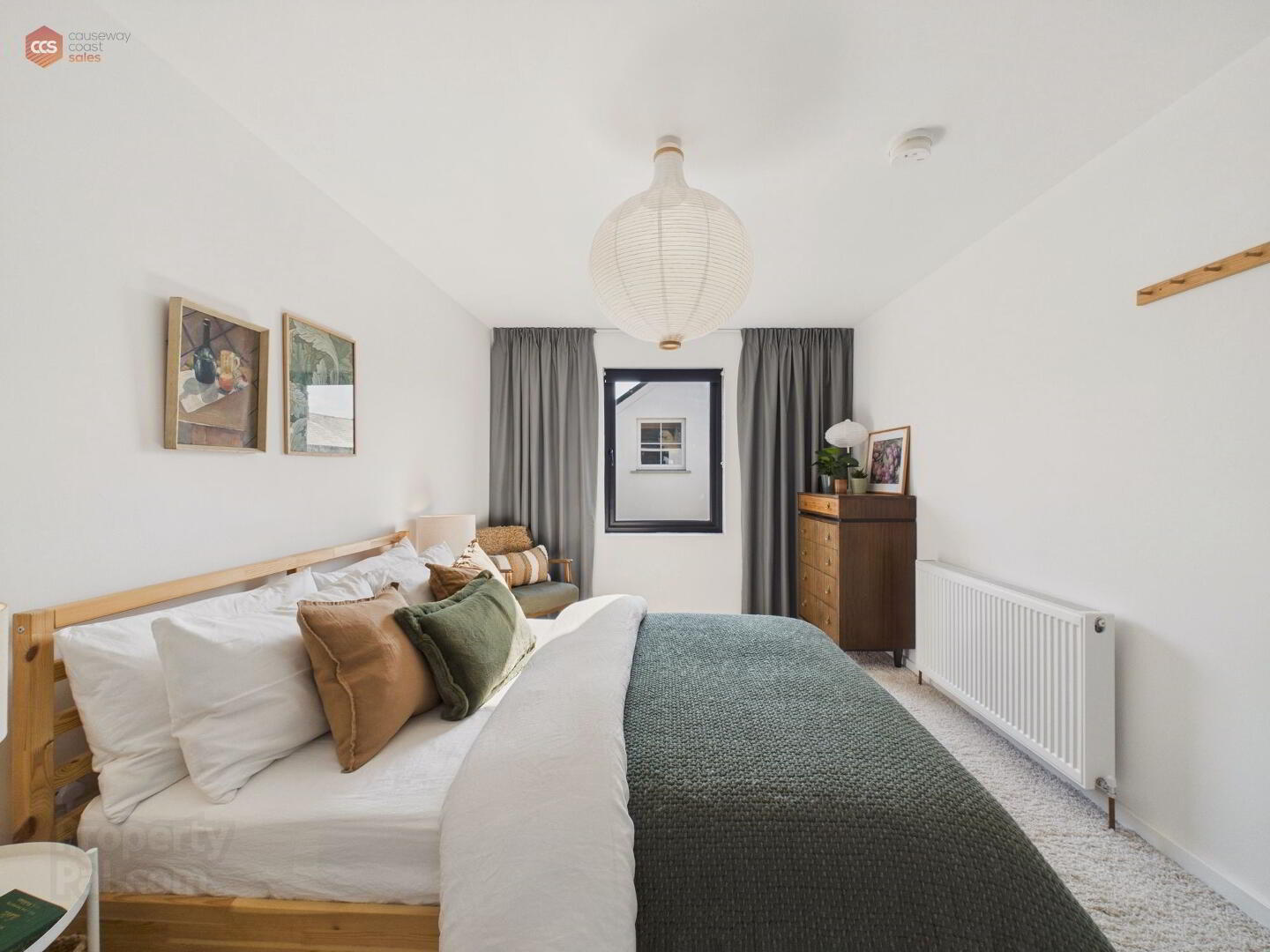11-15 Eglinton Lane 30 of 43