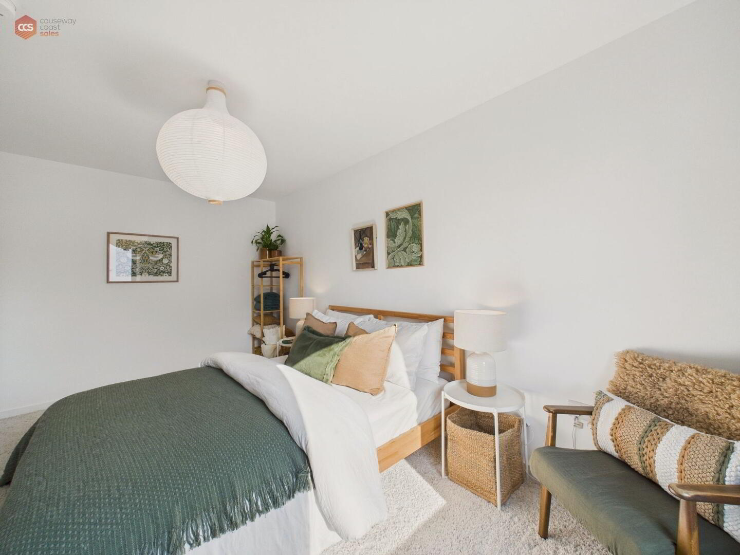11-15 Eglinton Lane 31 of 43