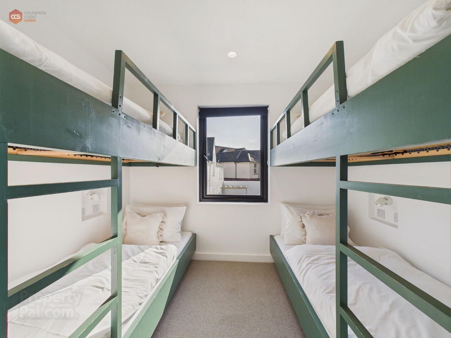 11-15 Eglinton Lane 37 of 43