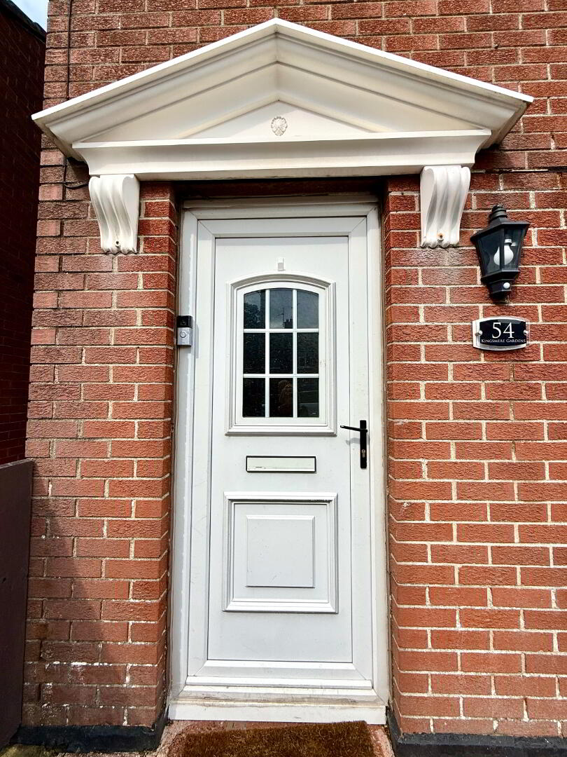 54 Kingsmere Gardens 3 of 26