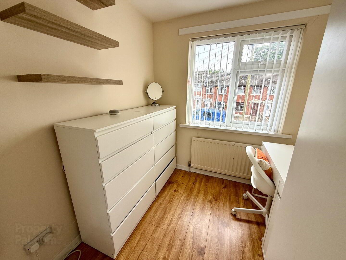 54 Kingsmere Gardens 18 of 26