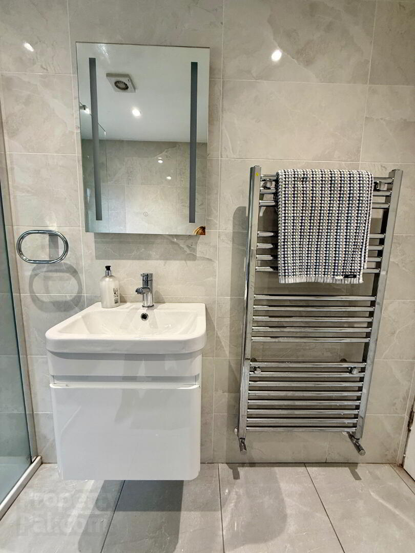54 Kingsmere Gardens 23 of 26