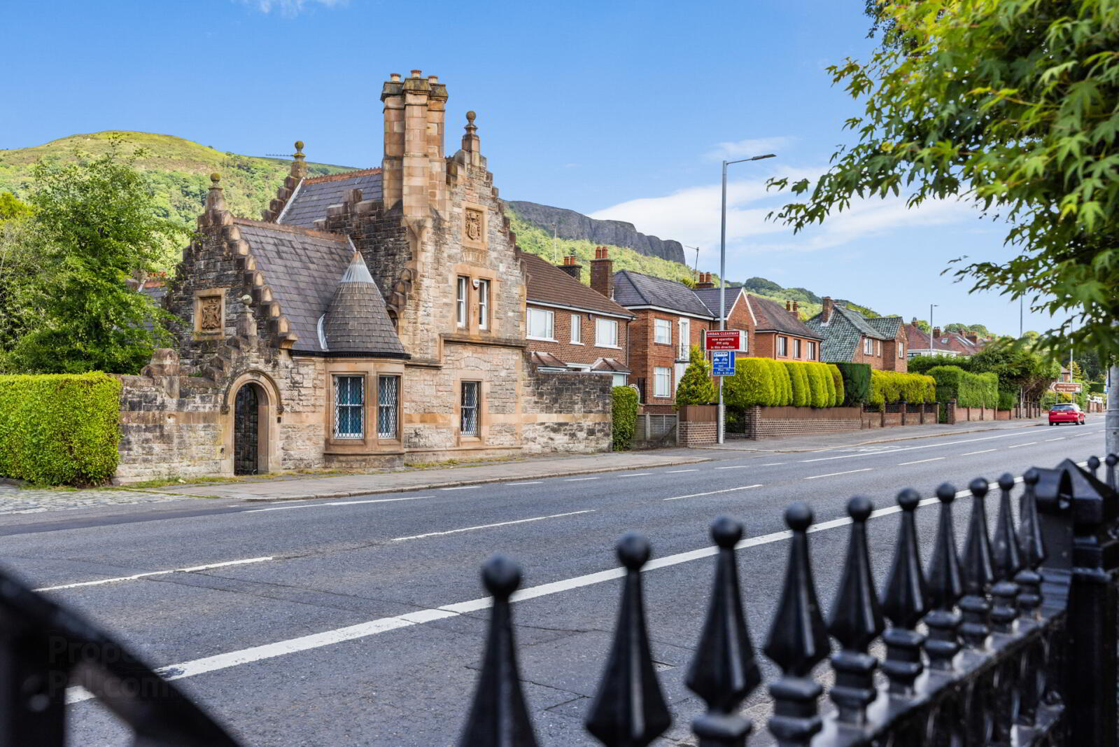 Laurento, 671 Antrim Road 54 of 55