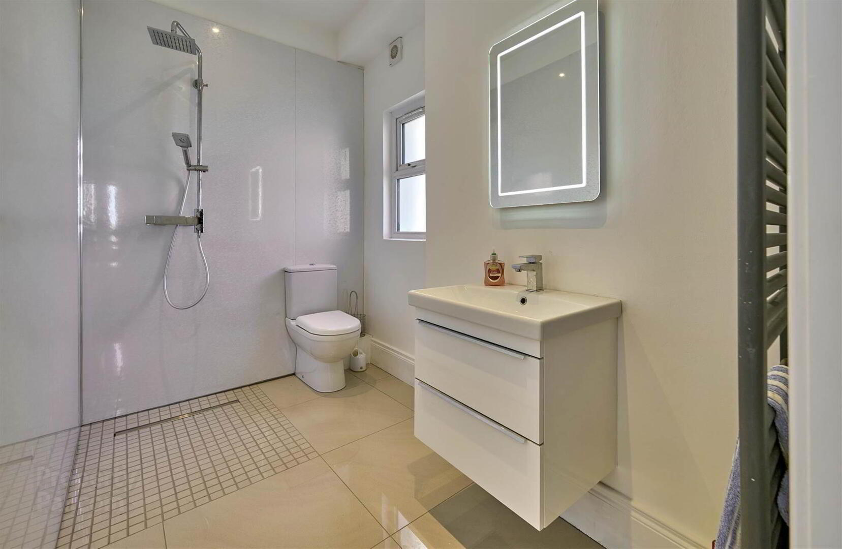 122 Seacliff Road 16 of 28