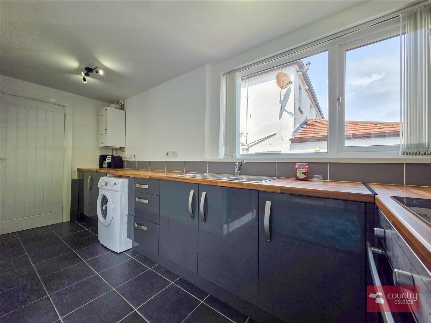 122 Serpentine Road 11 of 37