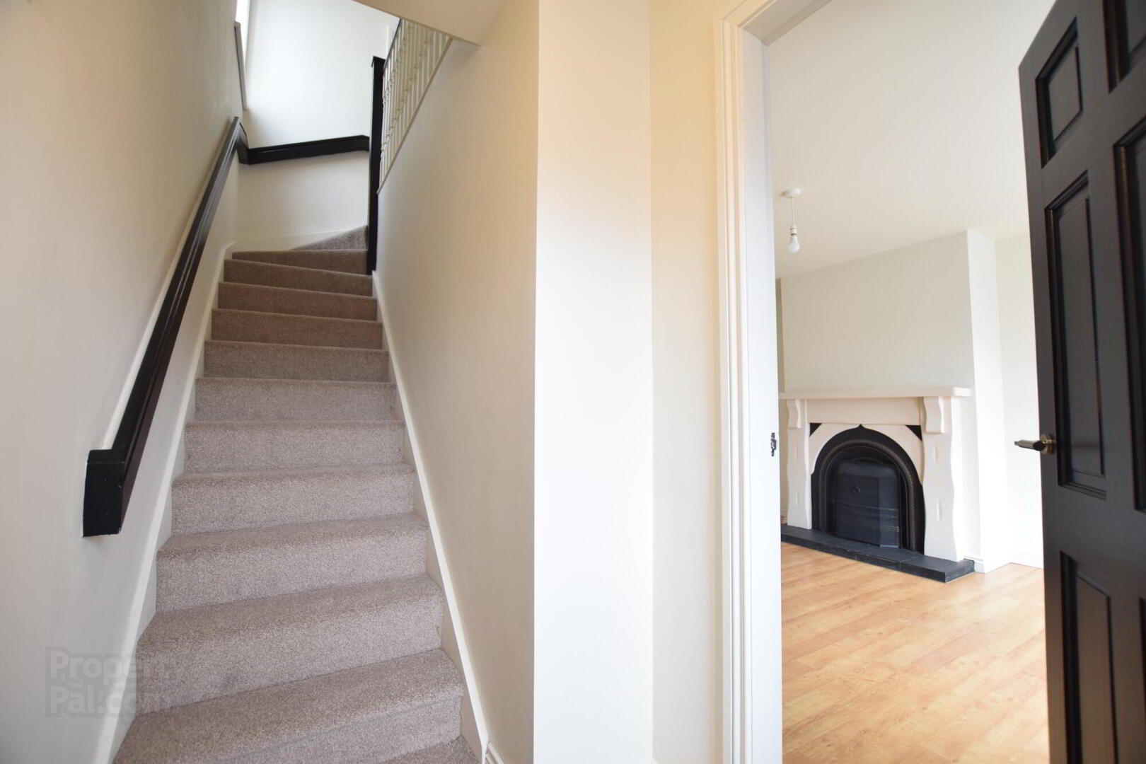 38 Westbury Drive 3 of 25