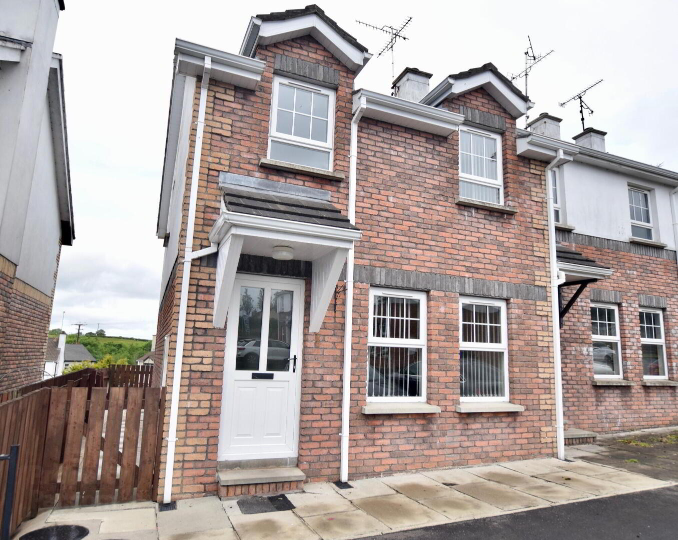 38 Westbury Drive 1 of 25