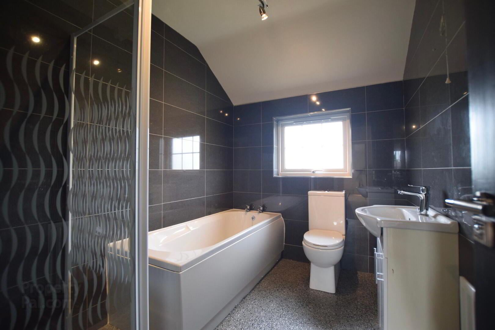 38 Westbury Drive 20 of 25