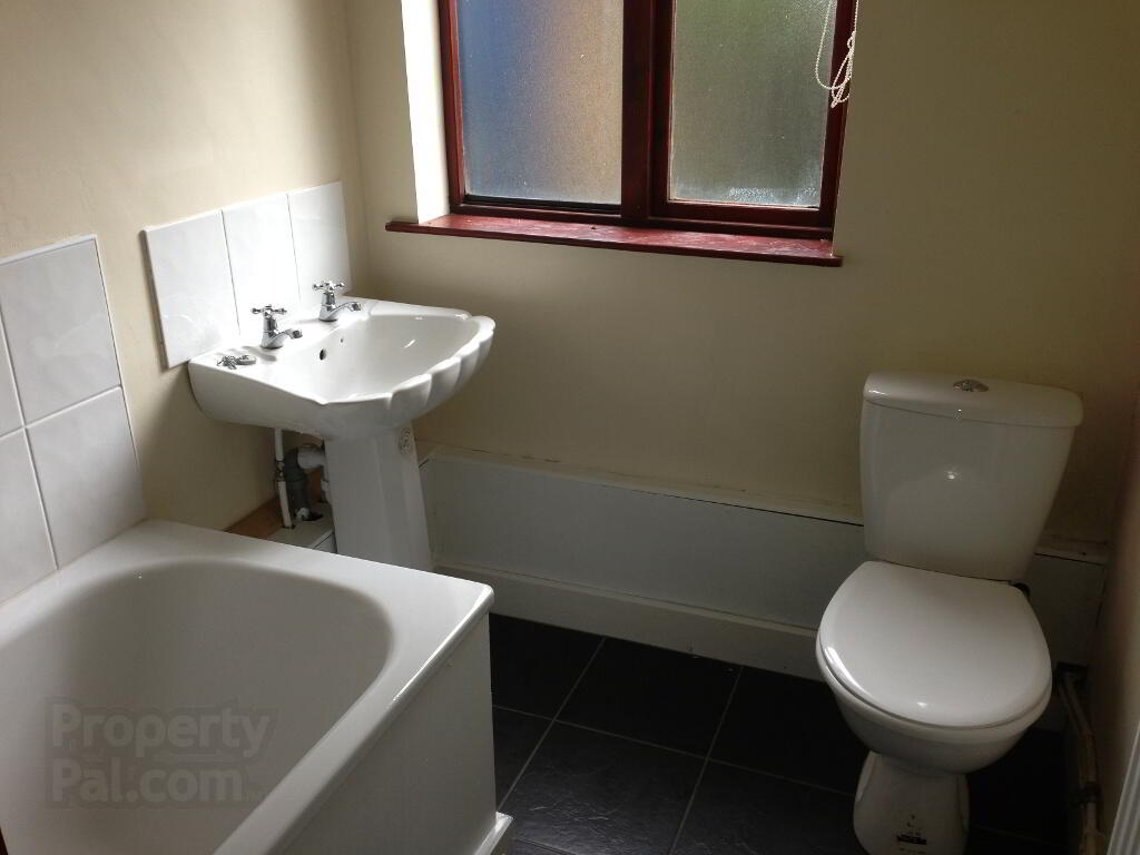 38 Rosebrook Grove 9 of 9