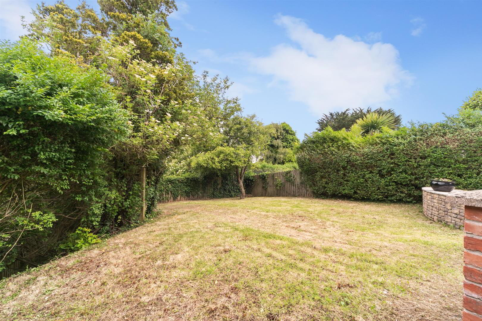 15 Lenaghan Park 36 of 42