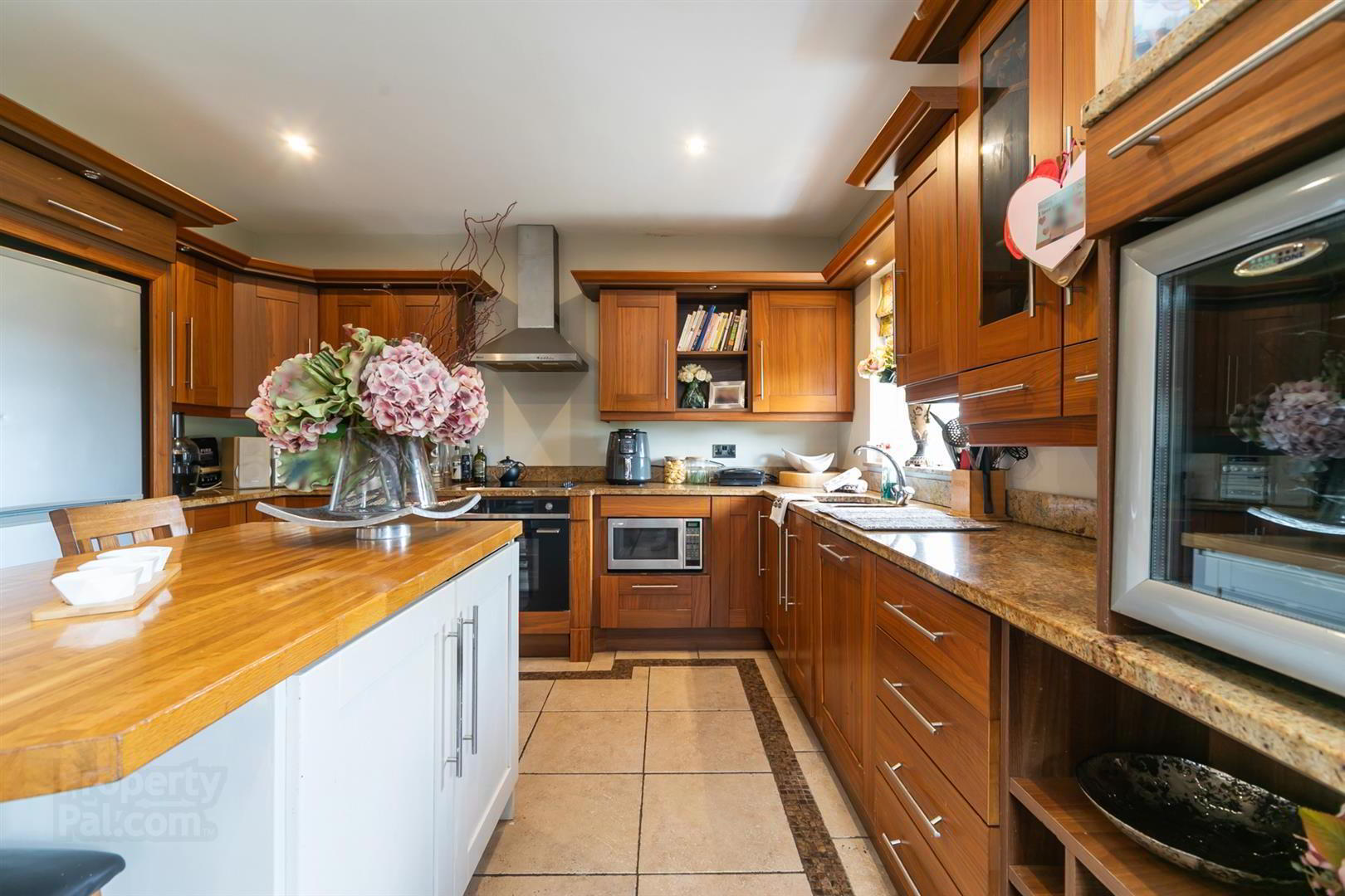 15 Lenaghan Park 14 of 42
