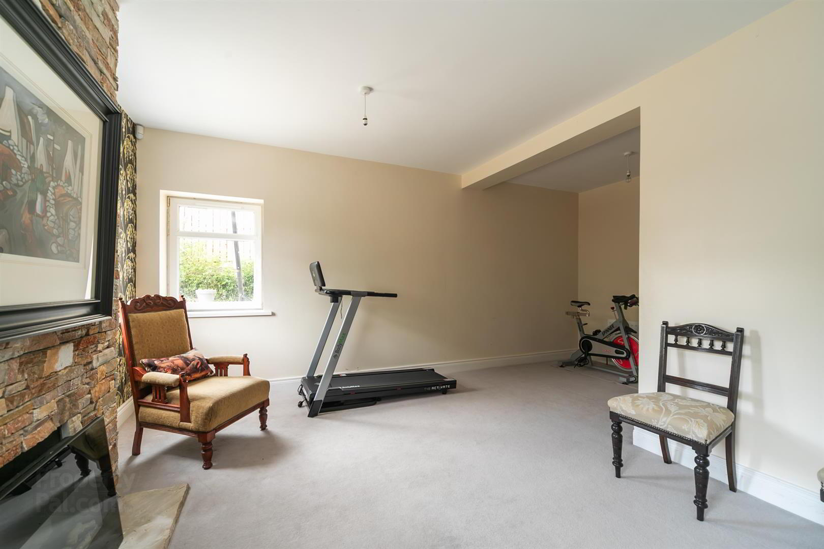 15 Lenaghan Park 20 of 42