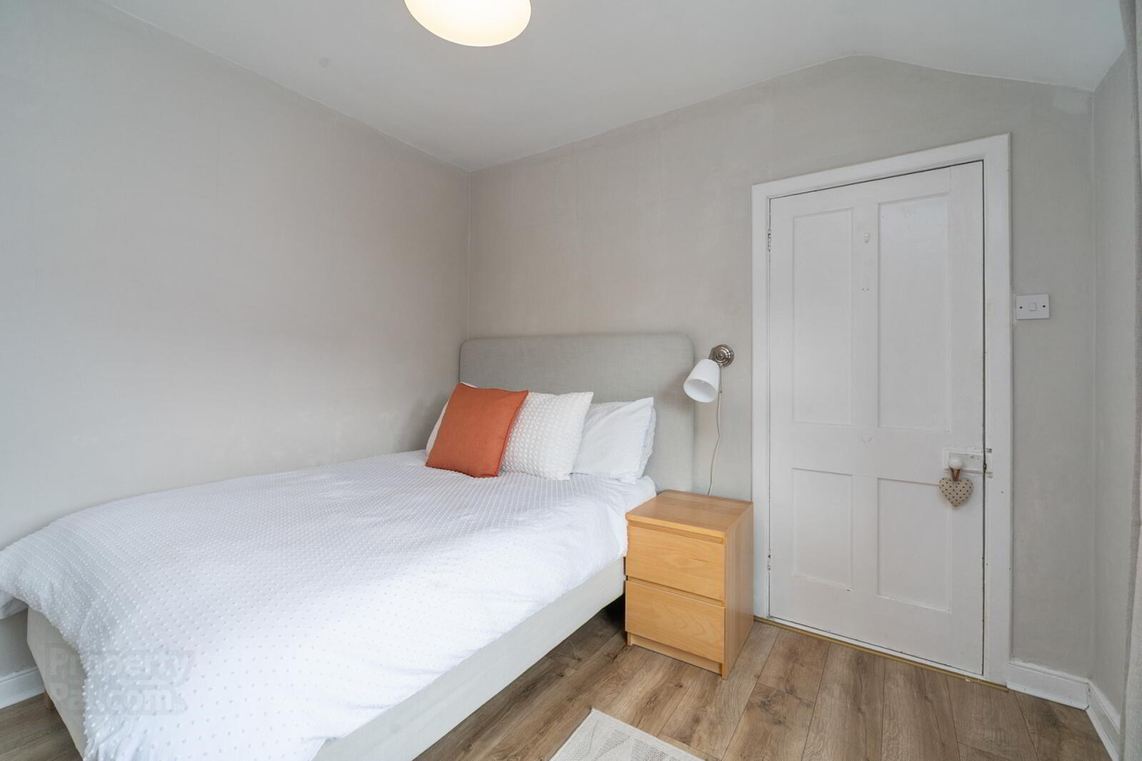 30 Wandsworth Gardens 16 of 22