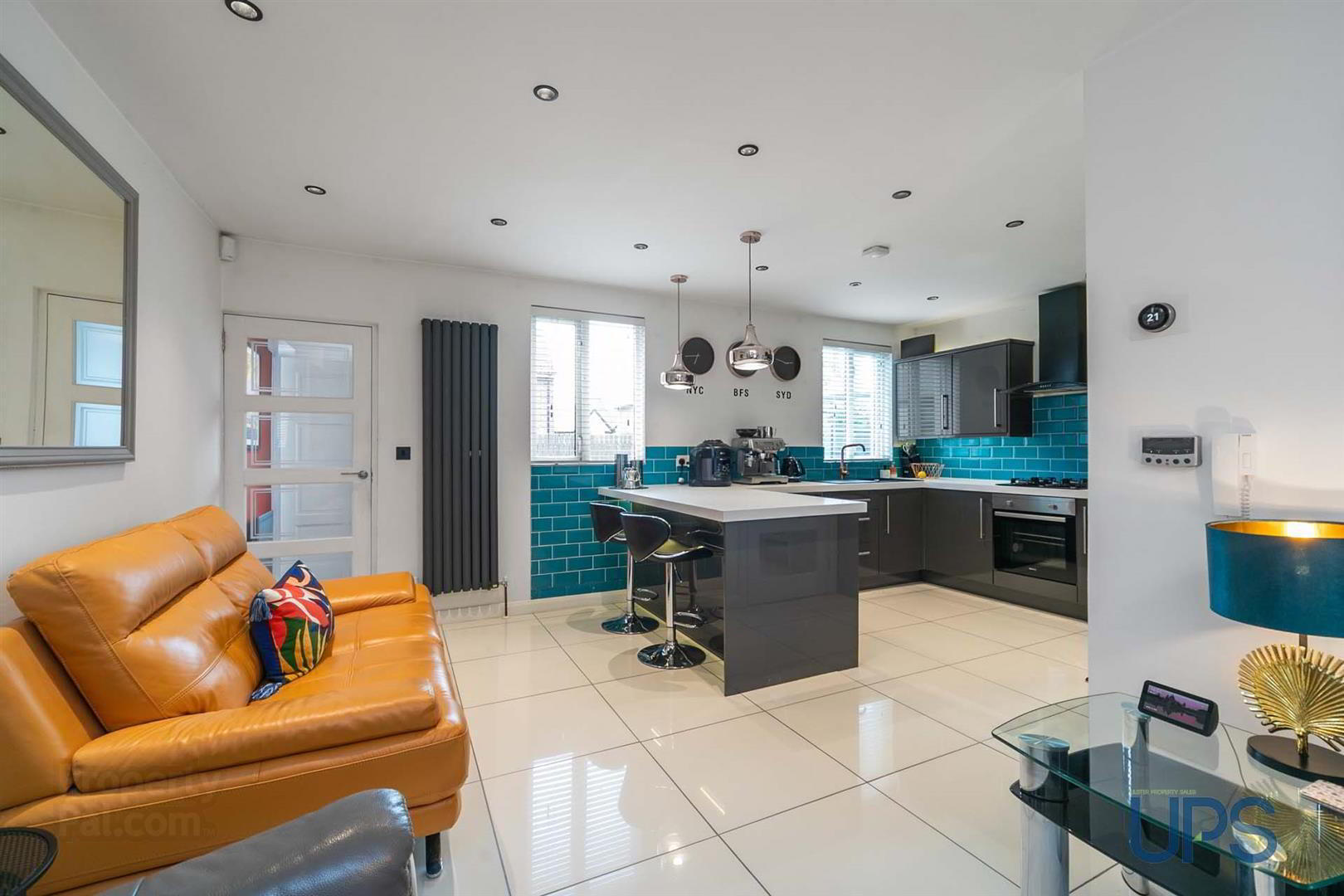 21 Ardmore Avenue 8 of 42