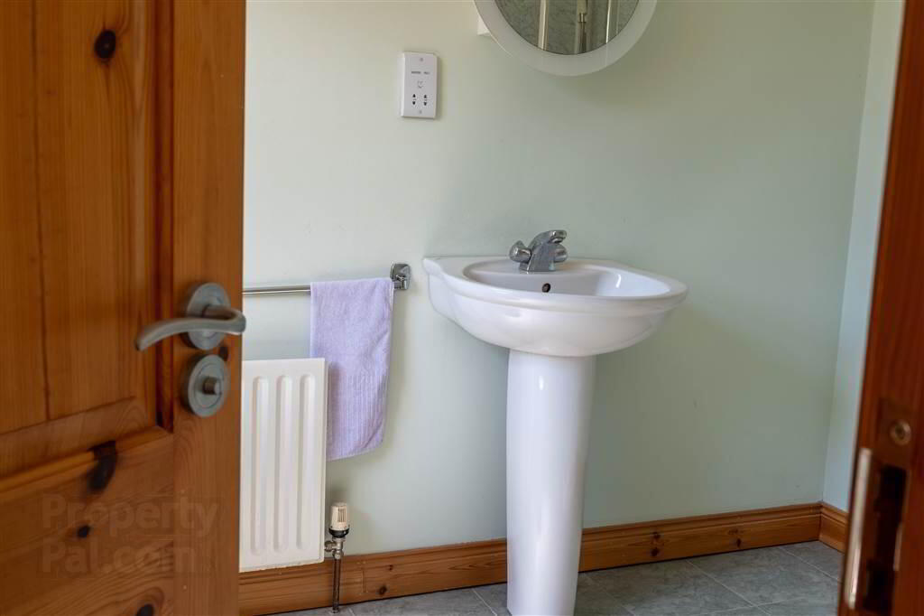 128a Ballymoney Road 31 of 43