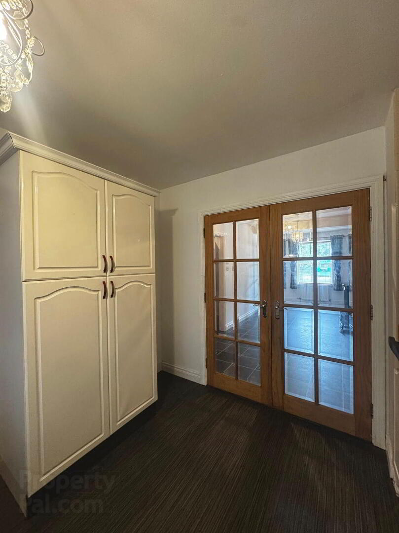 57 Strand Road 12 of 31